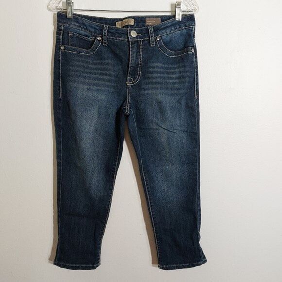Nine West Vintage America Blue Embroidered Bling Rand Crop Jeans Size 8P /29 - Picture 3 of 12